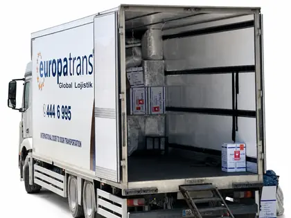 Çelik kasalı kapalı Europatrans kamyonu